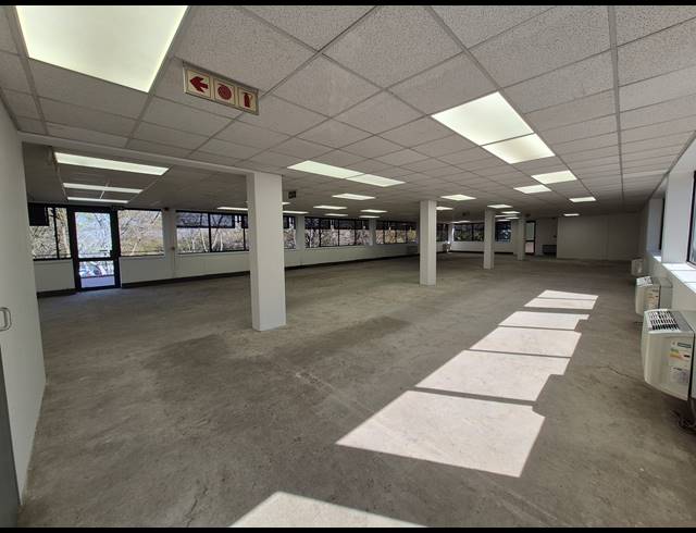 426M² OFFICE TO LET IN WOODMEAD